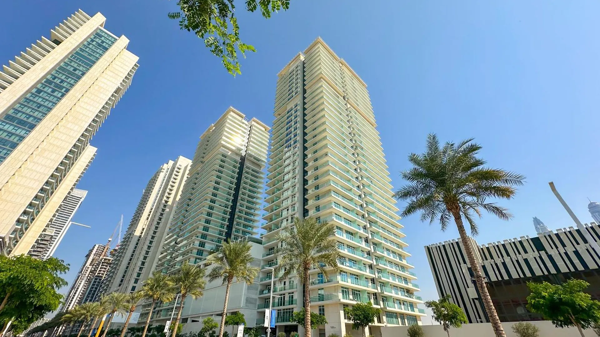 Eden'S Homes & Villas - Sunrise Bay Emaar Beachfront Dubai Apartment