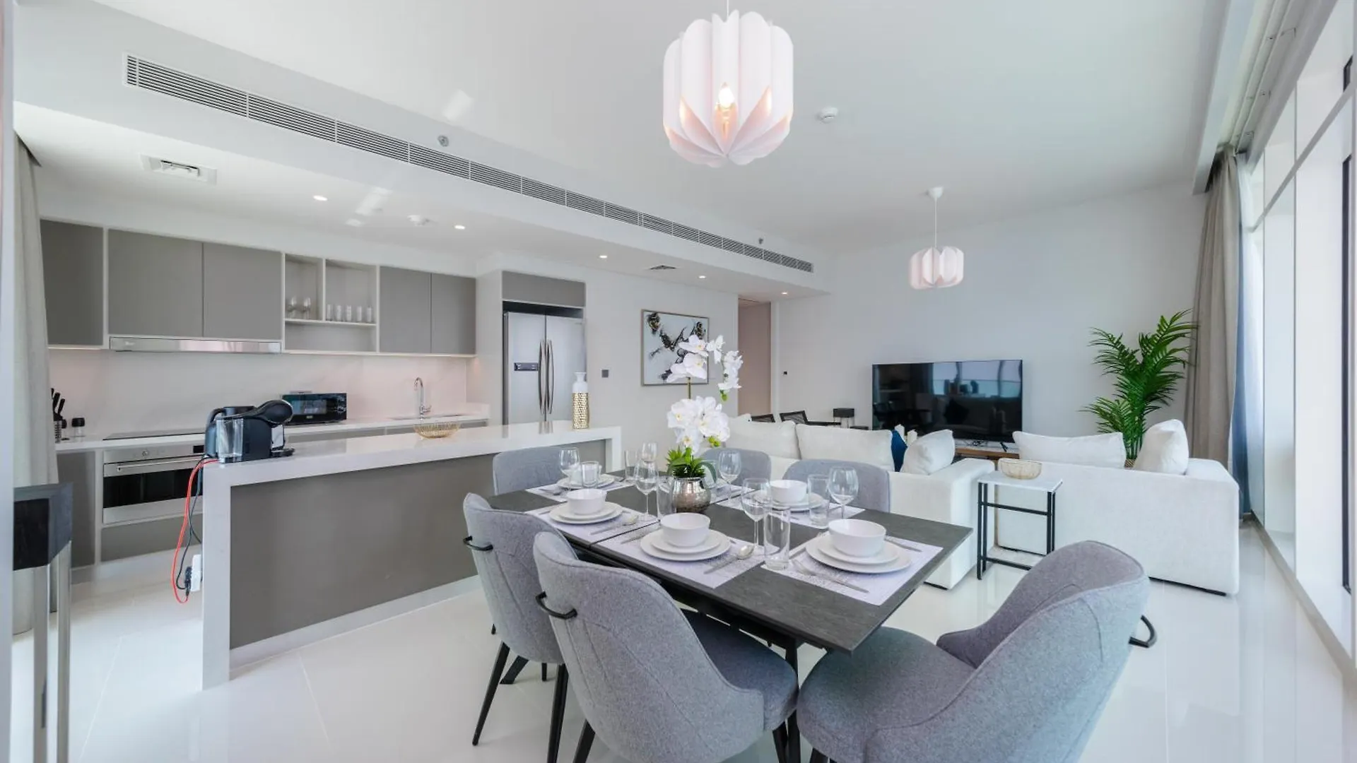 Apartment Eden'S Homes & Villas - Sunrise Bay Emaar Beachfront Dubai United Arab Emirates